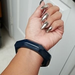 KATE SPADE navy lucite bangle bracelet